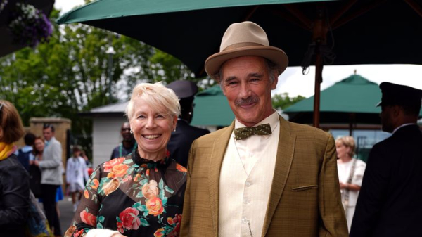 Director Claire van Kampen dies on husband Mark Rylance's birthday Director Claire van Kampen dies on husband Mark Rylance's birthday