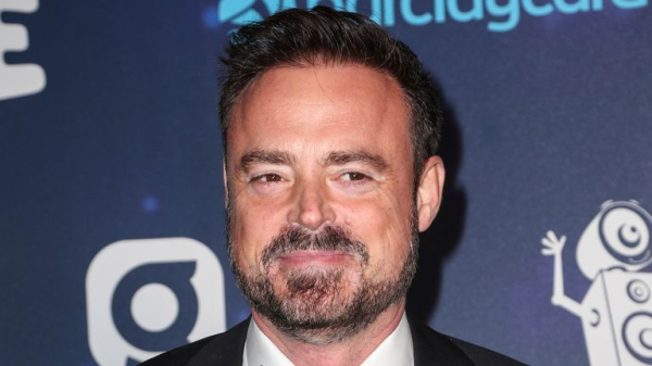 Jamie Theakston reveals he's cancer free Jamie Theakston reveals he's cancer free