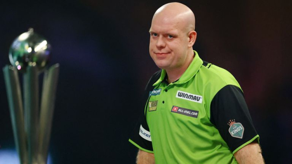 Luke Littler, 17, becomes youngest world darts champion after beating Michael van Gerwen Luke Littler, 17, becomes youngest world darts champion after beating Michael van Gerwen