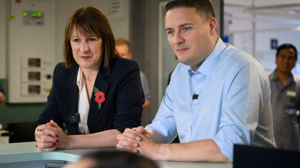Rachel Reeves facing 'pressure', but 'people should give her time', says Wes Streeting Rachel Reeves facing 'pressure', but 'people should give her time', says Wes Streeting