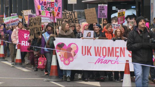 Thousands march in Washington DC ahead of Donald Trump's inauguration