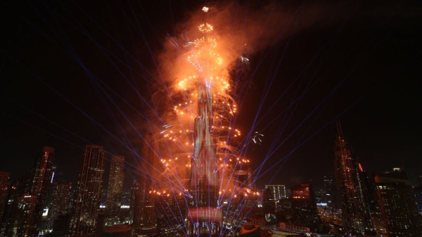 UK bursts into 2025 with spectacular fireworks display as world parties into New Year UK bursts into 2025 with spectacular fireworks display as world parties into New Year