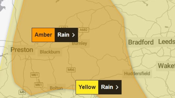 UK weather: Fresh amber warning for rain into New Year's Day as wind and downpours cancel celebrations UK weather: Fresh amber warning for rain into New Year's Day as wind and downpours cancel celebrations