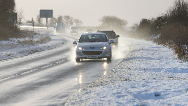 UK weather: Fresh amber warning for rain into New Year's Day as wind and downpours cancel celebrations UK weather: Fresh amber warning for rain into New Year's Day as wind and downpours cancel celebrations
