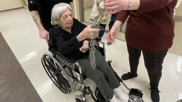 104 year-old woman granted birthday wish and taken to New York prison 104 year-old woman granted birthday wish and taken to New York prison