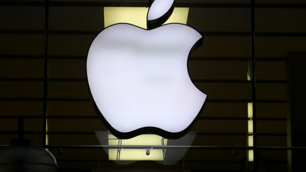 Apple removes advanced security tool over UK government row