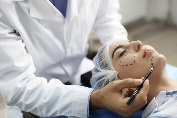 Cosmetic surgeons try to correct 'Ozempic face' for weight-loss drug users Cosmetic surgeons try to correct 'Ozempic face' for weight-loss drug users