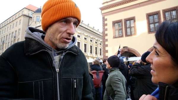 Is Germany turning to the far-right? Inside the country's battle for power