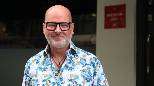 Michelin-starred chefs pick favourite cheap restaurants across every part of UK - with famous burger chain making list Michelin-starred chefs pick favourite cheap restaurants across every part of UK - with famous burger chain making list