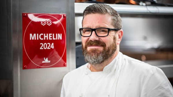 Michelin-starred chefs pick favourite cheap restaurants across every part of UK - with famous burger chain making list Michelin-starred chefs pick favourite cheap restaurants across every part of UK - with famous burger chain making list