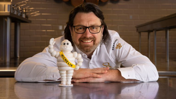 Michelin-starred chefs pick favourite cheap restaurants across every part of UK - with famous burger chain making list Michelin-starred chefs pick favourite cheap restaurants across every part of UK - with famous burger chain making list