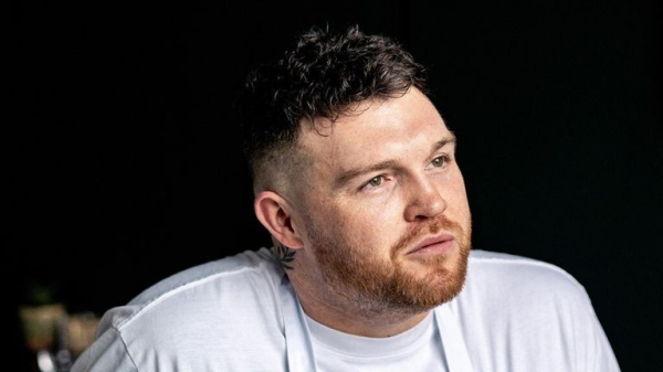 Michelin-starred chefs pick favourite cheap restaurants across every part of UK - with famous burger chain making list Michelin-starred chefs pick favourite cheap restaurants across every part of UK - with famous burger chain making list