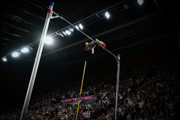 Mondo Duplantis breaks pole vault world record for 11th time, while his debut single plays around the stadium
 
Mondo Duplantis breaks pole vault world record for 11th time, while his debut single plays around the stadium