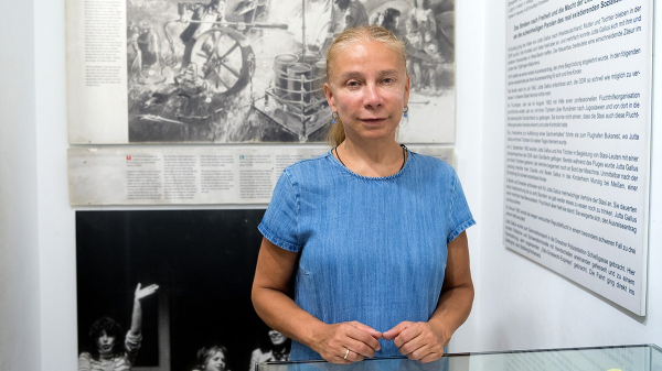 Woman, 66 years old, gives birth to her 10th child: People 'should have more children' Woman, 66 years old, gives birth to her 10th child: People 'should have more children'