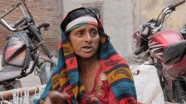 Ghazipur landfill: The 70-acre 'garbage mountain of Delhi' - where nearby residents are being 'slowly poisoned' Ghazipur landfill: The 70-acre 'garbage mountain of Delhi' - where nearby residents are being 'slowly poisoned'