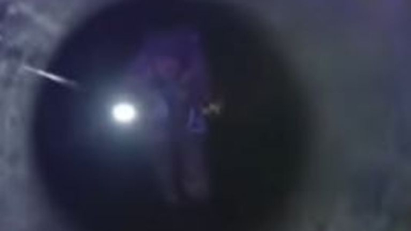 Russian forces creep through disused gas pipeline in attempt to launch surprise attack on Ukrainian soldiers Russian forces creep through disused gas pipeline in attempt to launch surprise attack on Ukrainian soldiers