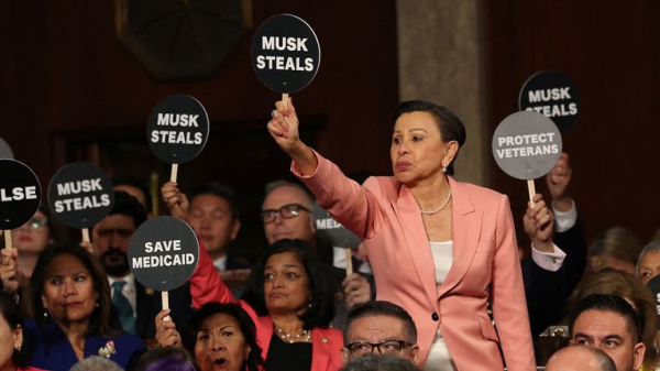 Trump speech: In a chamber thick with acrimony, the sales pitch quickly descended into a sporting event