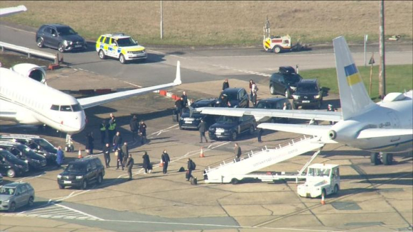 Zelenskyy says he is 'truly thankful' to US after Trump row - as he arrives in UK for summit Zelenskyy says he is 'truly thankful' to US after Trump row - as he arrives in UK for summit