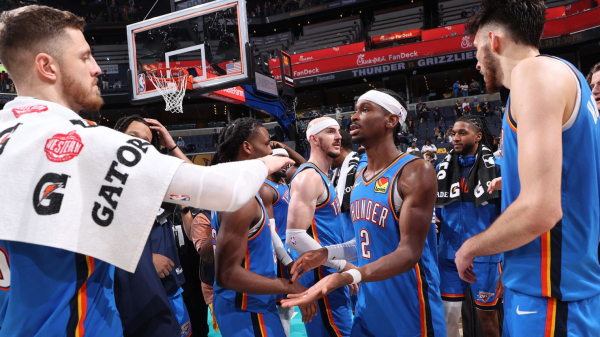 Oklahoma City Thunder overturn 29-point deficit to take a 3-0 series lead over Grizzlies after Ja Morant leaves game injured
 
Oklahoma City Thunder overturn 29-point deficit to take a 3-0 series lead over Grizzlies after Ja Morant leaves game injured