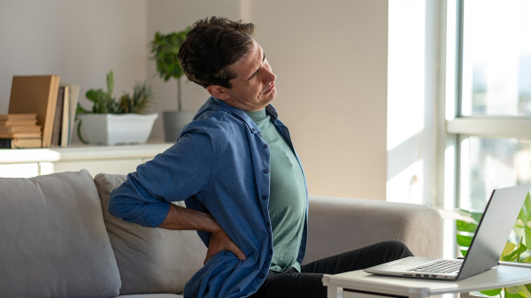 'I’m a spinal surgeon – here’s how your posture is killing your back' 'I’m a spinal surgeon – here’s how your posture is killing your back'
