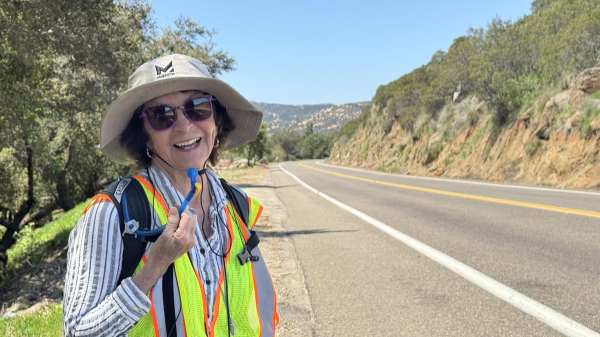 Woman with Alzheimer's begins 3,000-mile walk to raise awareness