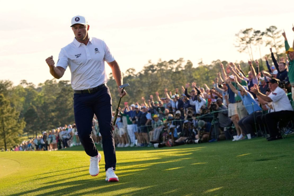 ‘He’s out of his mind right now’: Rory McIlroy blazes to historic third round lead at the Masters
 
‘He’s out of his mind right now’: Rory McIlroy blazes to historic third round lead at the Masters