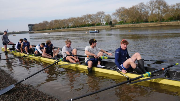'Concerning' levels of E.coli found in River Thames before Boat Race, campaigners say 'Concerning' levels of E.coli found in River Thames before Boat Race, campaigners say