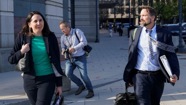 Could Meta be forced to sell Instagram and WhatsApp - and would it matter? Could Meta be forced to sell Instagram and WhatsApp - and would it matter?