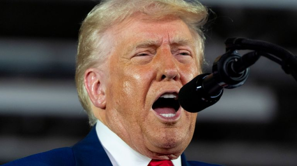 Donald Trump celebrates 100 days in office with campaign-style rally Donald Trump celebrates 100 days in office with campaign-style rally