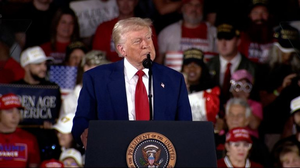 Donald Trump celebrates 100 days in office with campaign-style rally Donald Trump celebrates 100 days in office with campaign-style rally
