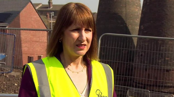 Free breakfast clubs set to open at hundreds of schools in England - but teachers voice fears over funding Free breakfast clubs set to open at hundreds of schools in England - but teachers voice fears over funding