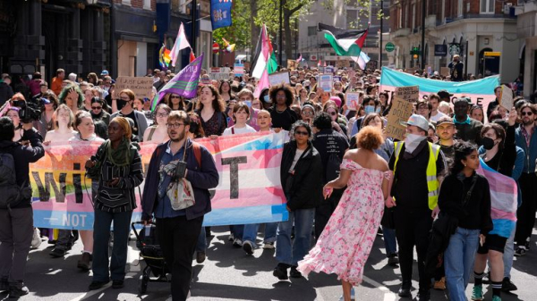 Labour WhatsApp messages on Supreme Court ruling point to future tensions on trans issues Labour WhatsApp messages on Supreme Court ruling point to future tensions on trans issues