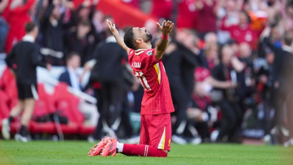 Liverpool win Premier League title to equal Man Utd's record Liverpool win Premier League title to equal Man Utd's record