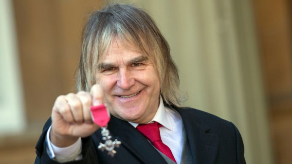 Mike Peters: The Alarm frontman dies aged 66 after blood cancer diagnosis