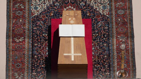 Pope Francis funeral: 250,000 people bid farewell to pontiff who said 'build bridges, not walls' Pope Francis funeral: 250,000 people bid farewell to pontiff who said 'build bridges, not walls'