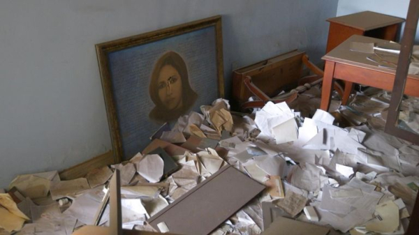 Ransacked and looted: What I found in my family home destroyed by militiamen Ransacked and looted: What I found in my family home destroyed by militiamen