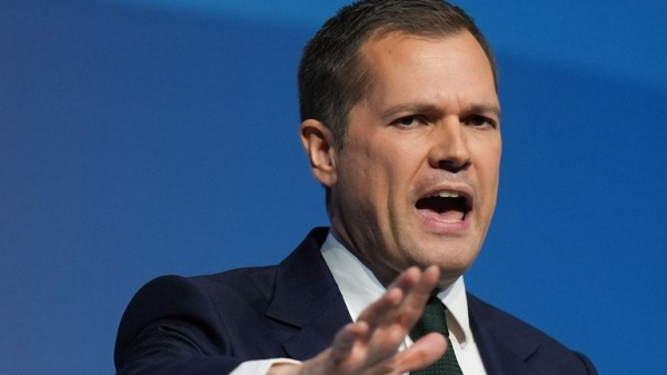 Robert Jenrick vows to 'bring coalition together' to end Tory-Reform fight Robert Jenrick vows to 'bring coalition together' to end Tory-Reform fight