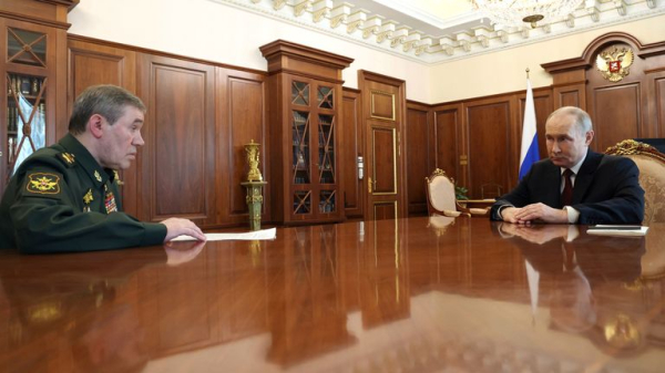 Ukraine war: Putin announces 30-hour 'Easter truce' - but Zelenskyy says Russian attacks continuing