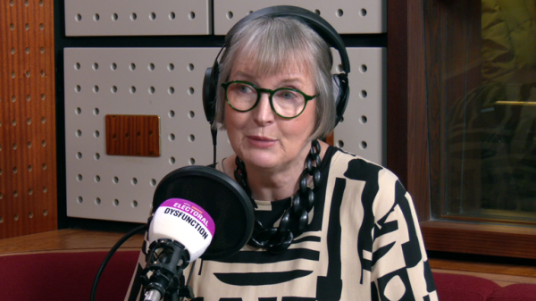 'Will the PM side with parents or tech bros?': Labour peer demands action on children's smartphone safety