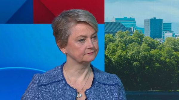 Government to announce new English language and British citizenship requirements for migrants