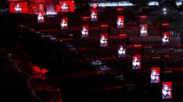 Lady Gaga puts on her biggest-ever show for free on Rio's Copacabana beach Lady Gaga puts on her biggest-ever show for free on Rio's Copacabana beach