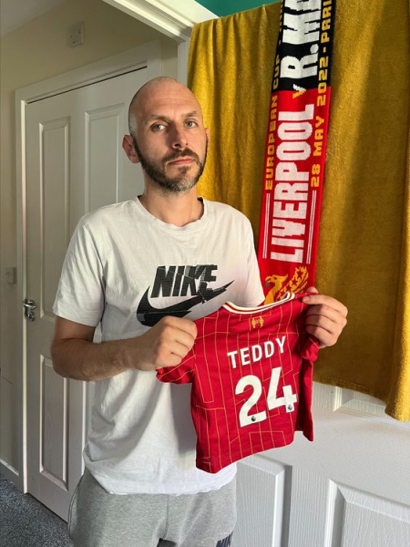 Liverpool fan says his baby was flung 15ft in his pram and his partner run over during trophy parade Liverpool fan says his baby was flung 15ft in his pram and his partner run over during trophy parade