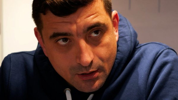 Nicusor Dan heading for surprise win over hard-right rival George Simion in Romanian election Nicusor Dan heading for surprise win over hard-right rival George Simion in Romanian election