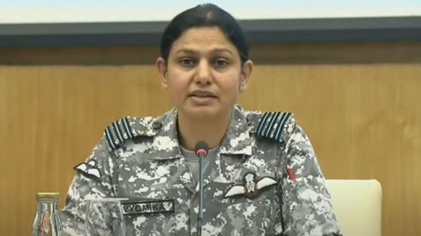 Pakistan strikes military sites in India - as nuclear command group meets Pakistan strikes military sites in India - as nuclear command group meets