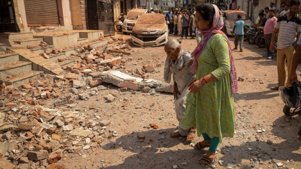 Pakistan strikes military sites in India - as nuclear command group meets Pakistan strikes military sites in India - as nuclear command group meets