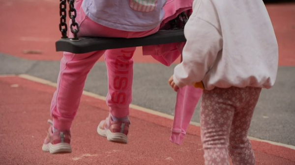 PM could lift controversial benefit cap in budget - as Farage makes two big election promises PM could lift controversial benefit cap in budget - as Farage makes two big election promises