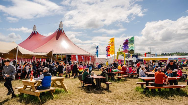 Urdd Eisteddfod: Why Strictly star Amy Dowden is supporting Welsh festival that is 'like Britain's Got Talent'