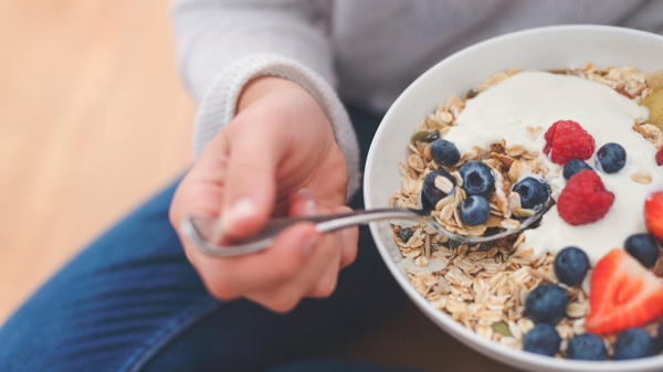 Carbohydrates and fiber linked to healthier aging in some groups, study finds