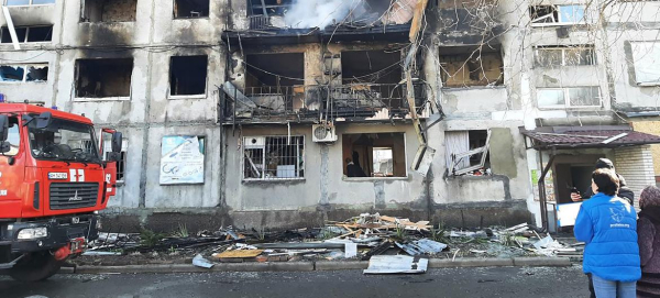 Ukraine: Increasing hostilities displace civilians, limit humanitarian access
Ukraine: Increasing hostilities displace civilians, limit humanitarian access