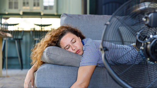 4 tips to get a better night’s sleep during sweltering summer temperatures 4 tips to get a better night’s sleep during sweltering summer temperatures